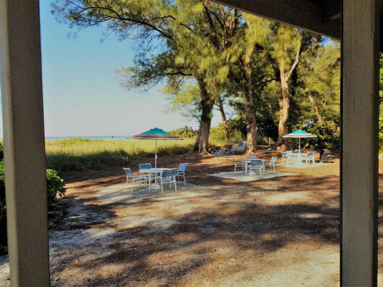 Bamboo Apartments Holmes Beach Exterior photo